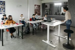 TRAINING OF TRAINER (TOT) SEBAGAI FONDASI KEMAHIRAN TRAINER