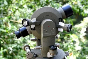 PERAN TEODOLIT DALAM PEKERJAAN SURVEY DAN PEMETAAN